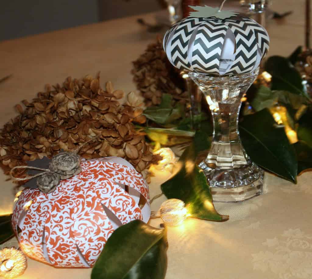 simple thanksgiving tablescape - myfrenchtwist.com