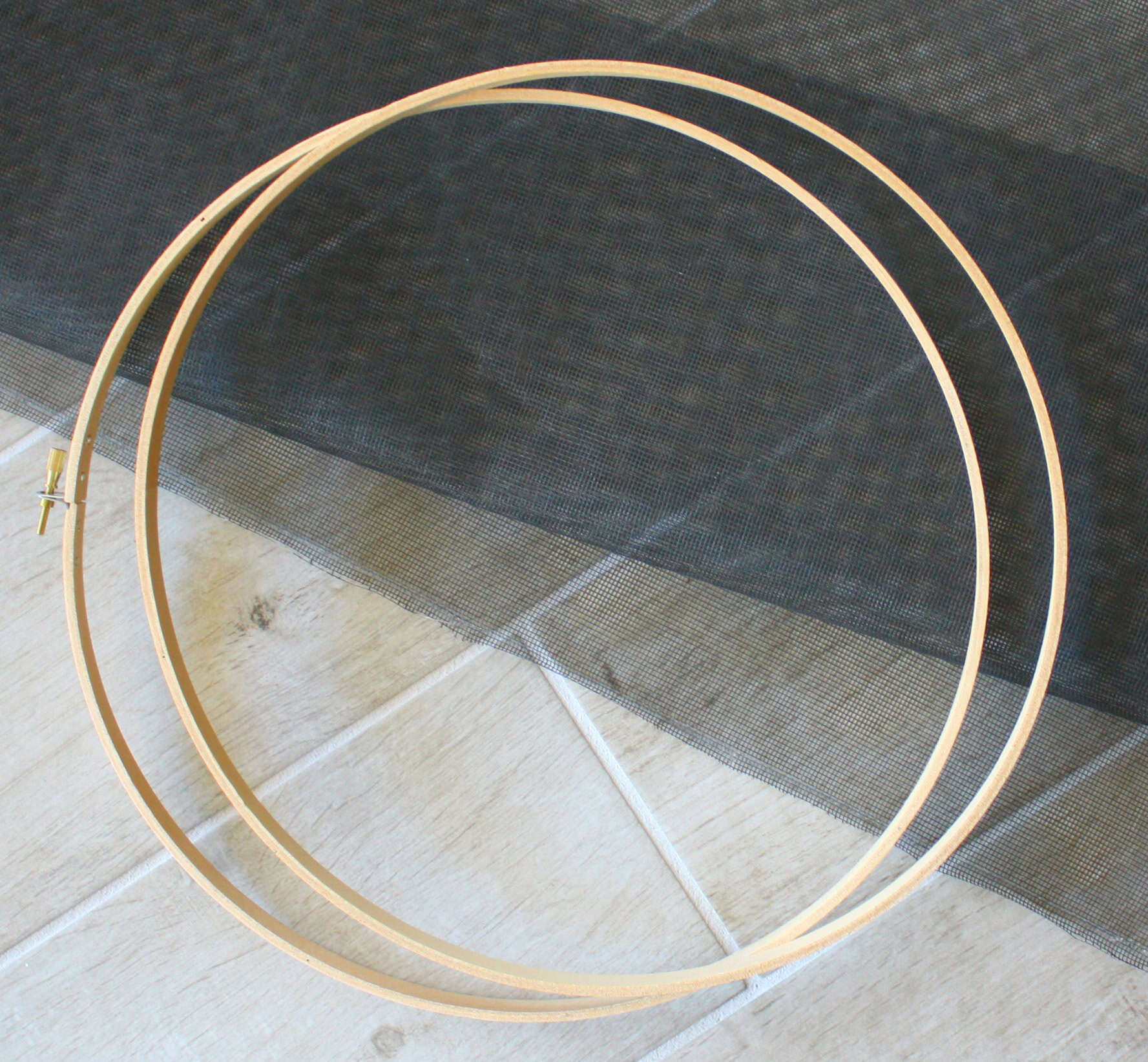 upcycled earring holder - myfrenchtwist.com