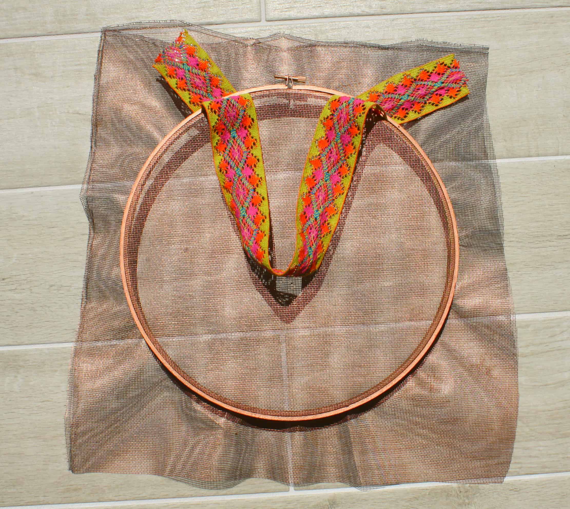 upcycled earring holder - myfrenchtwist.com