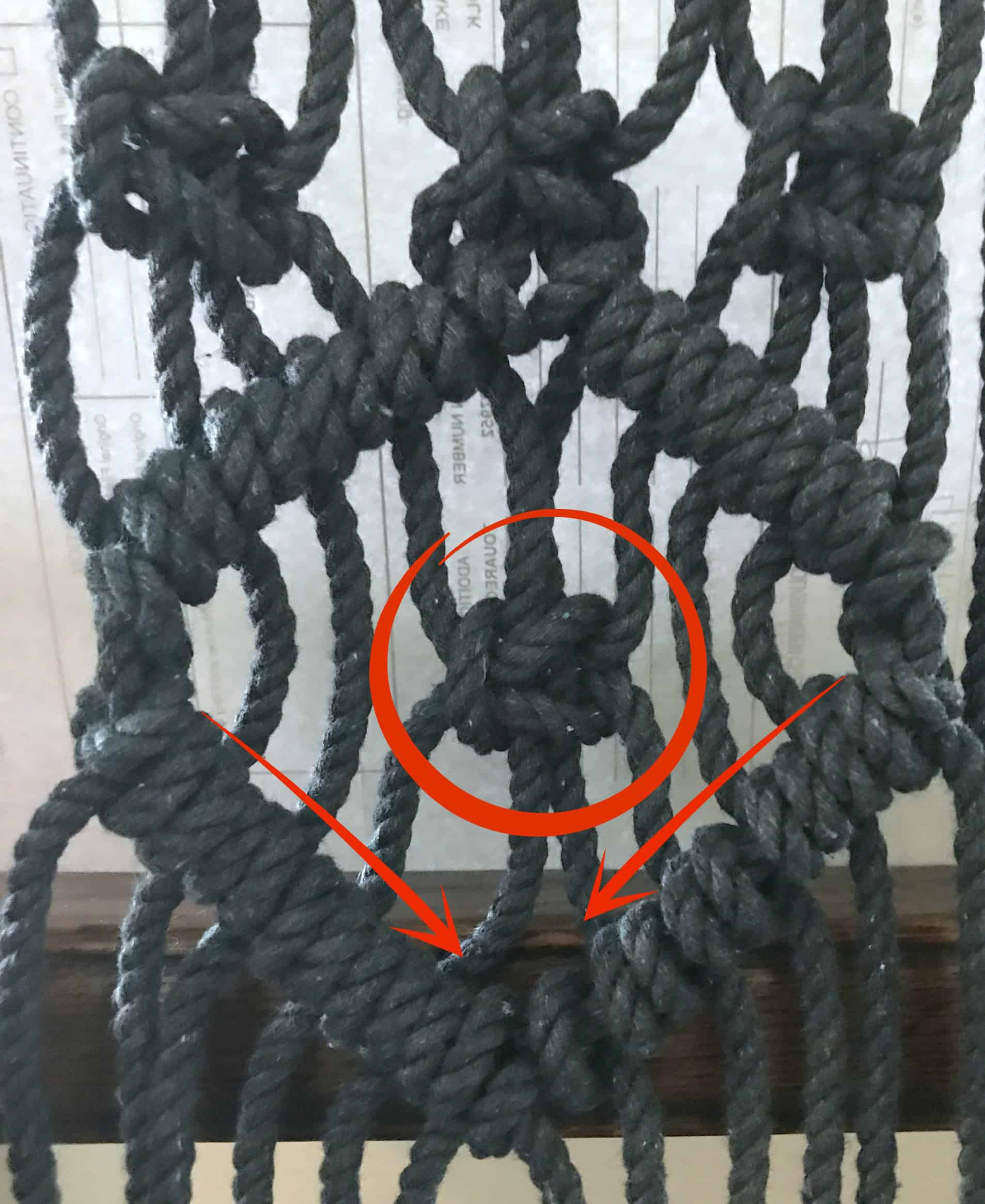 macrame planter - myfrenchtwist.com