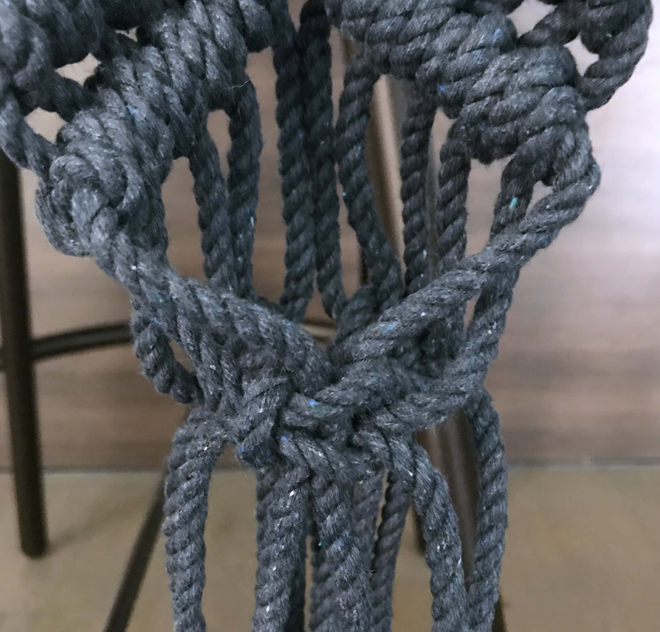 macrame planter - myfrenchtwist.com