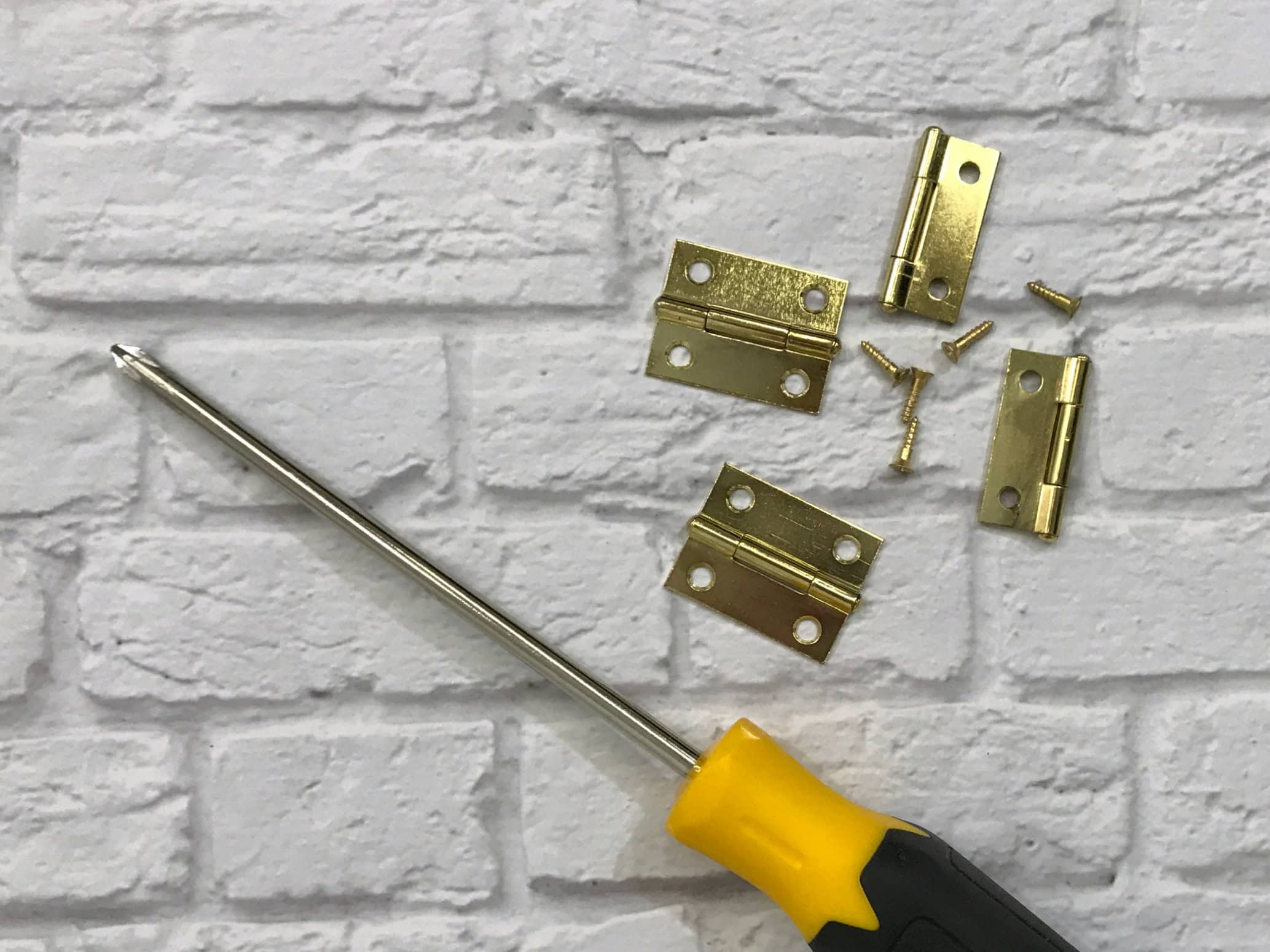 Ikea hack folding screen - myfrenchtwist.com