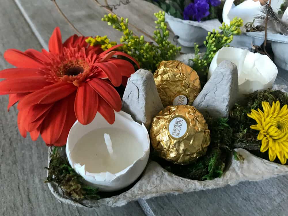 egg shell candle