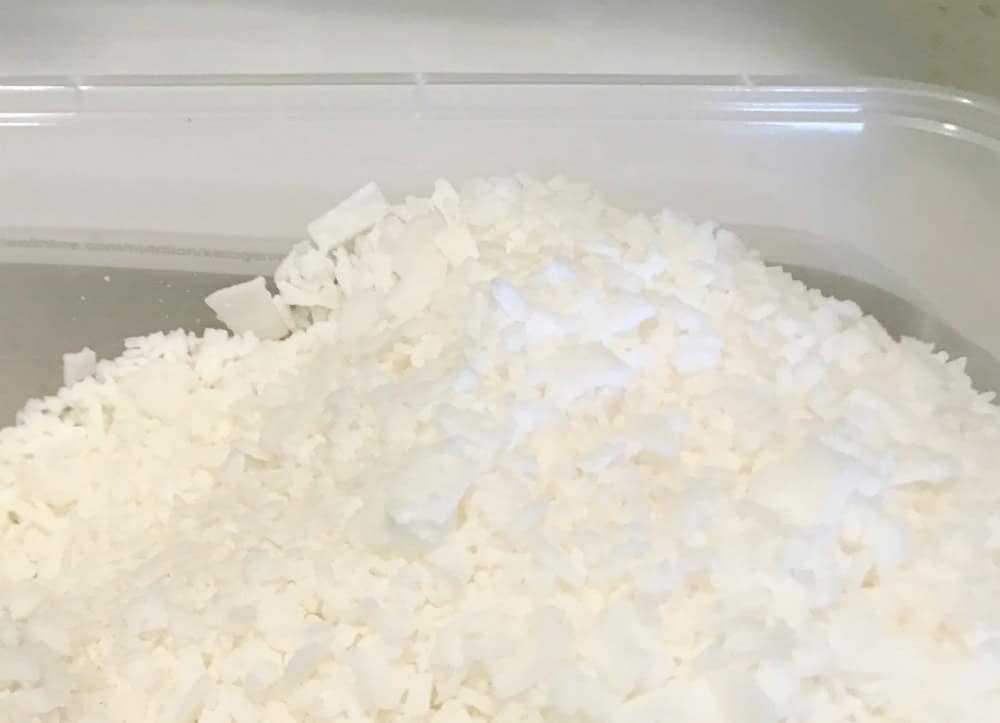 #eggshellcandles wax flakaes