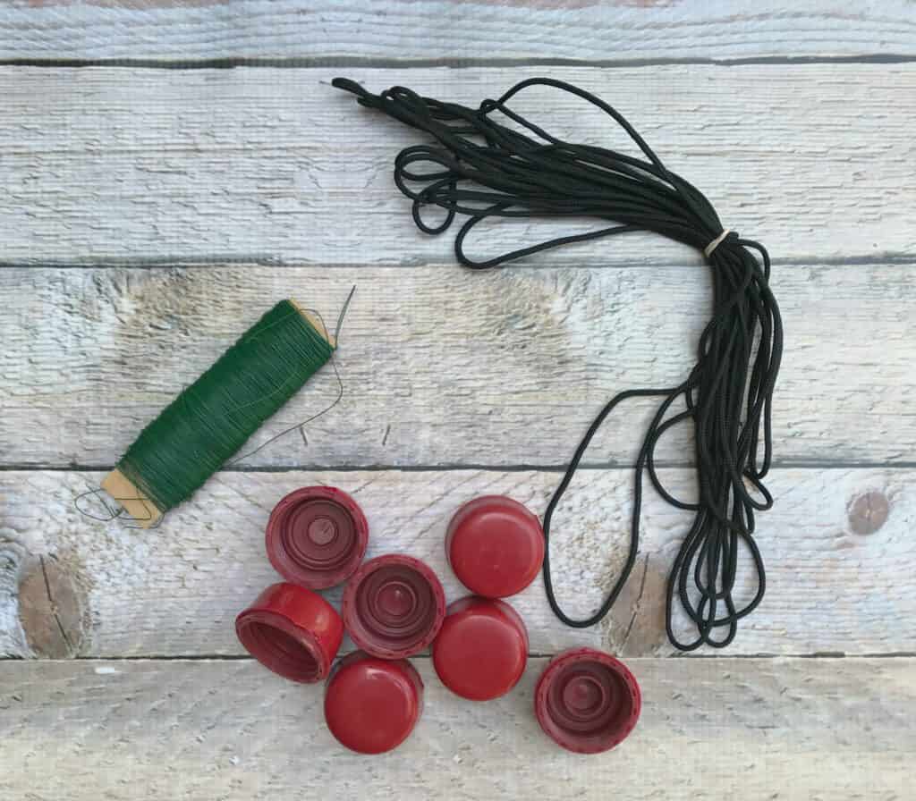 necklace from makers mark caps - myfrenchtwist.com