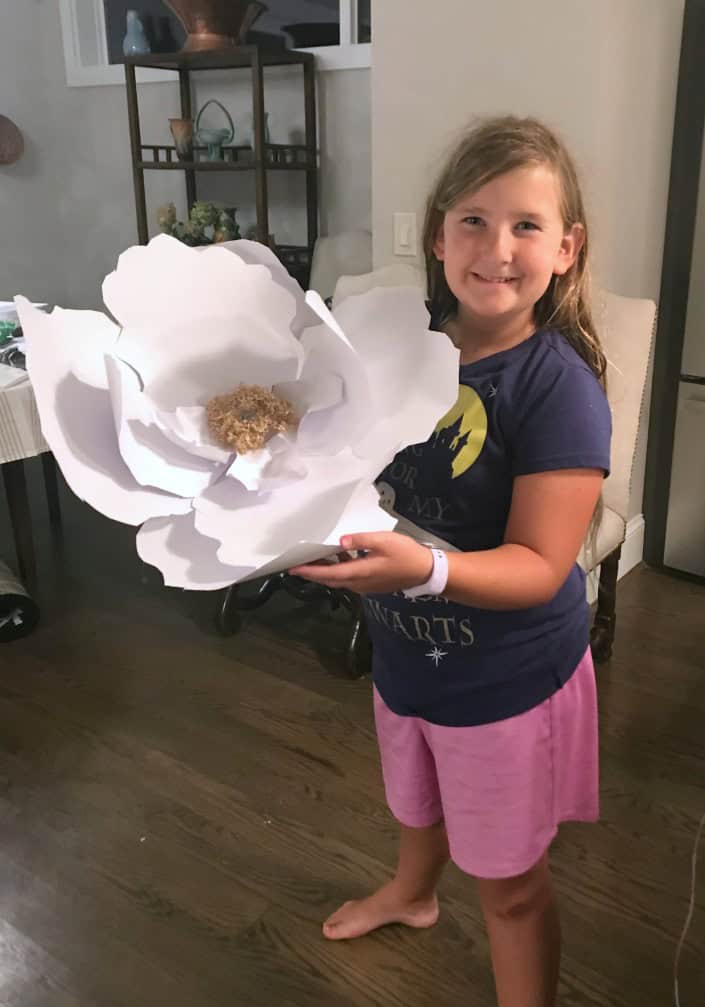 easy giant paper flowers - My French Twist